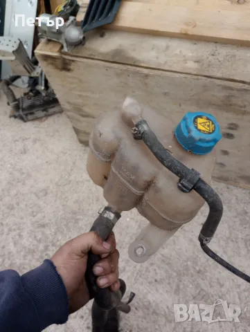 Разширителен съд казанче антифриз Фиат панда 1.3 мултиджет 51837896