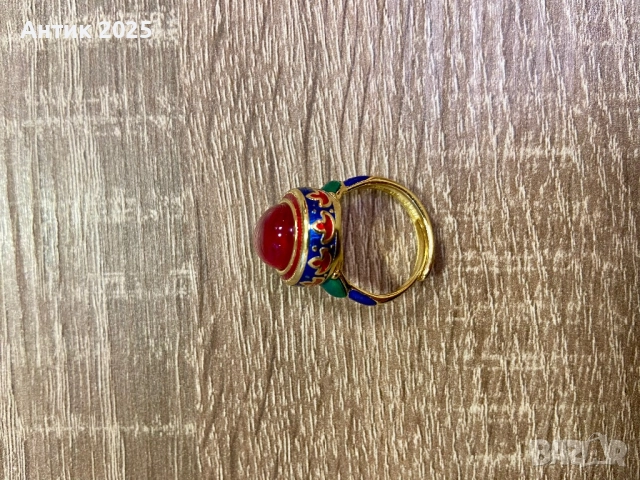 Декоративен пръстен с червена вложка и емайл, универсален размер, снимка 5 - Пръстени - 52889516
