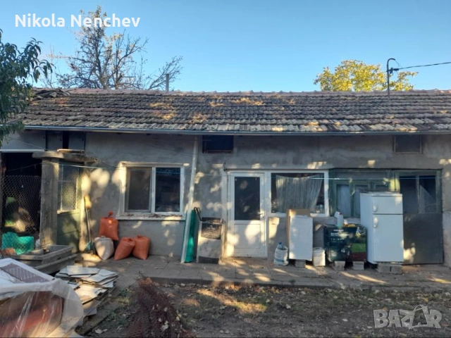 Продавам двуетажна къща в село Царев брод 