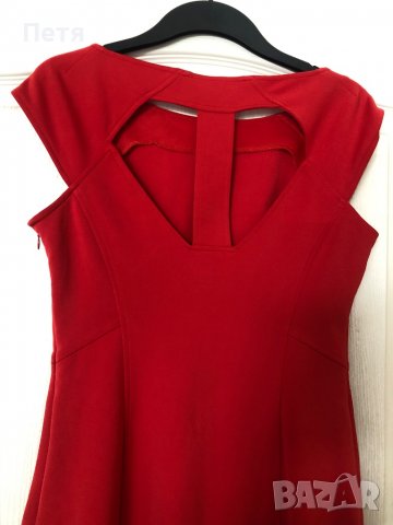 Елегантна червена рокля с интересен гръб, снимка 3 - Рокли - 38173473