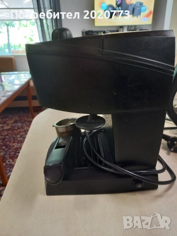 Кафемашина DELONGHI, снимка 2 - Кафемашини - 52113927