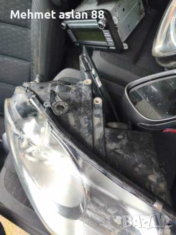 Vw touran Фарове 2007 Facelift , снимка 4 - Части - 52527309