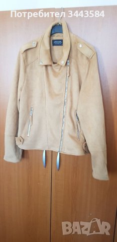 Връхна дреха, снимка 2 - Палта, манта - 38382661