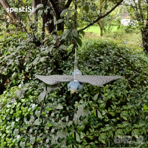 Плашило за птици Сокол в полет – Висящ макет за защита от вредители - КОД 4906, снимка 3 - Други - 53480624