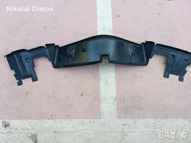 Долна основа на радиатор - BMW X3