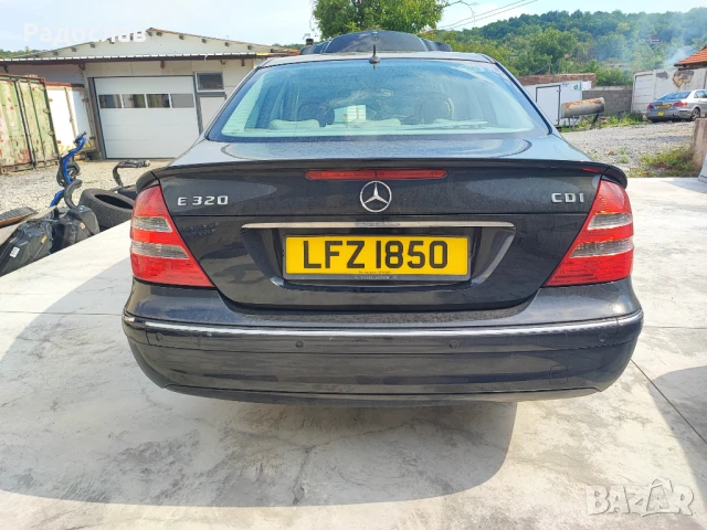 Мерцедес W211 E 320 CDI 224 коня На Части седан елеганс АМГ пакет, снимка 4 - Автомобили и джипове - 50937688