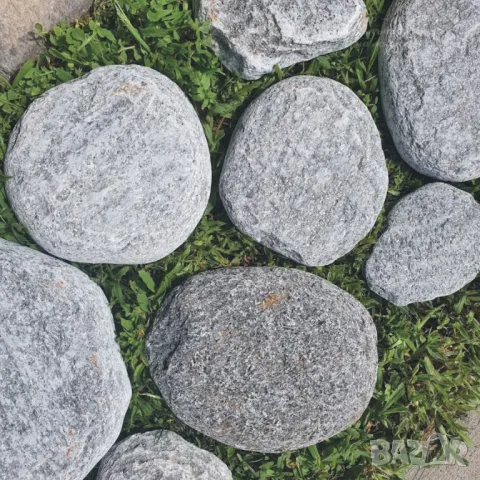 Плоски камъни за Декорация, Облицоване на стени и Настилки от камък. С заоблена форма, с разнообразн