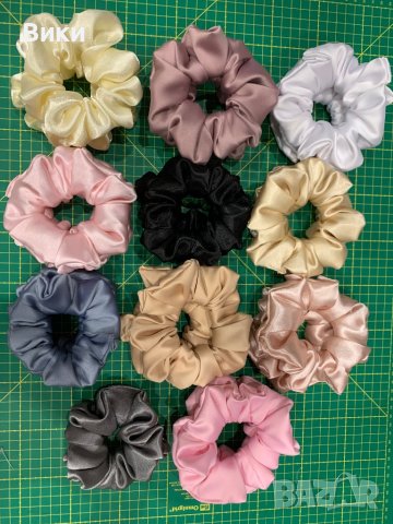 Скрънчи, ластик за коса от сатен, снимка 3 - Аксесоари за коса - 43300187