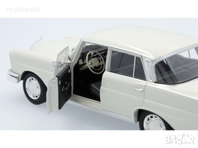 B66041218,умален модел die-cast Mercedes-Benz 220 S,W111(1959-1965),1:18, снимка 3 - Колекции - 43472806