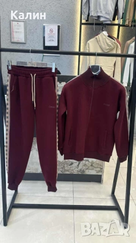 Ватирани дамски комплекти Guess - различни цветове - 75 лв., снимка 7 - Спортни екипи - 52338871