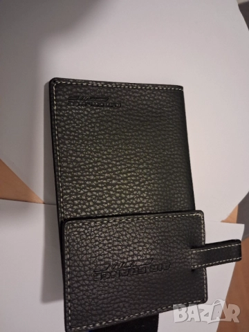 Малка кожена папка /тип портфейл/л