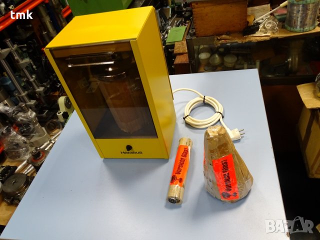 Лабораторна сушилня за колби Heraeus