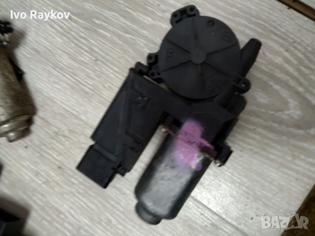 Машинка ел. стъкло предна лява за Renault ESPACE IV , temic 4714, снимка 4 - Части - 51221751