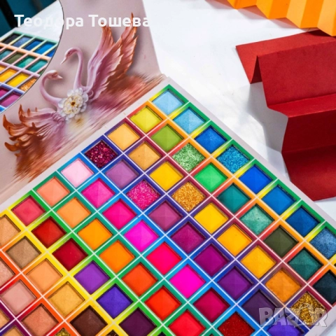 Палитра с 99 бройки сенки за очи 