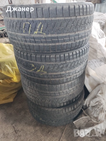 245 40 18 зимни гуми