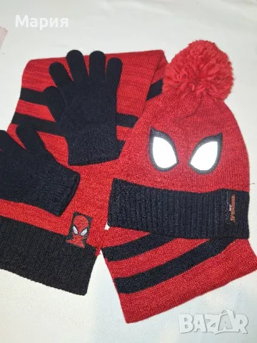Шапка, ръкавици и шал Spiderman- 17 лв