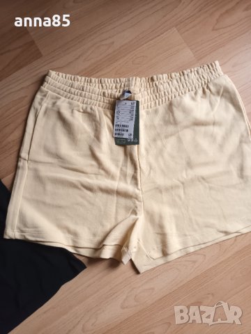Лот нови панталонки и тениска М размер , снимка 2 - Къси панталони и бермуди - 40840009