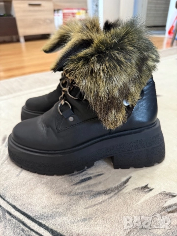 Gabina боти от естествена кожа и естествен косъм, снимка 4 - Дамски боти - 52827167