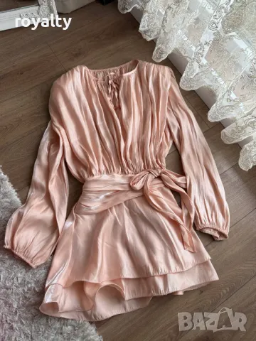 Елегантна дамска рокля 