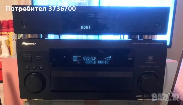 Pioneer BDP-440 blu ray 3D player. + Pioneer VSX-D1011 dolby digital reciever 7.1 