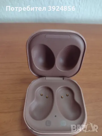 Samsung Galaxy Buds Live заряден кейс, снимка 5 - Безжични слушалки - 48090875