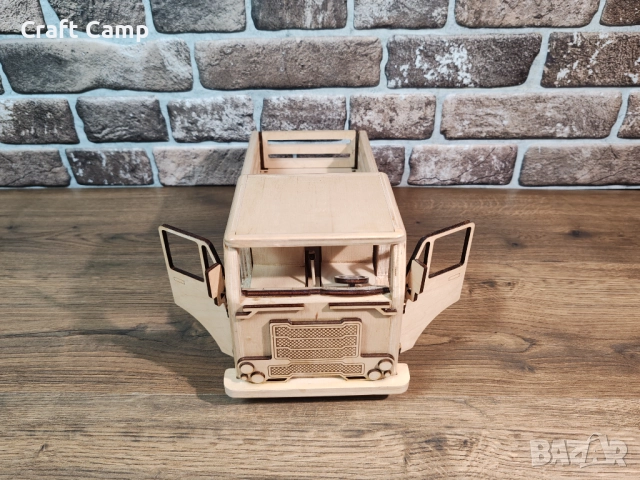 Дървен модел на фермерски камион – Craft Camp, снимка 9 - Коли, камиони, мотори, писти - 52735528