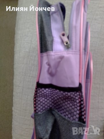 Продаваме нова раница (единия цип е повреден), снимка 5 - Спортна екипировка - 37500735