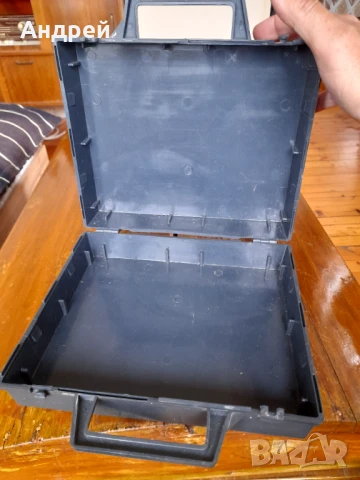 Старо пластмасово куфарче, снимка 5 - Други ценни предмети - 51253143