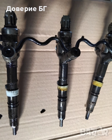 Продавам дюзи Toyota 2.0 D-4D (4 пинови) , снимка 4 - Части - 52356943