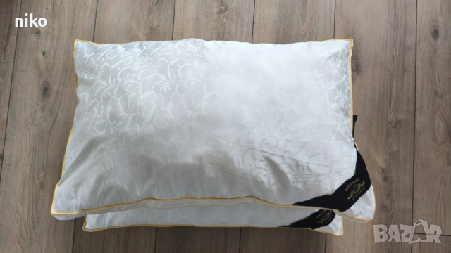 копринена възглавница с пълнеж от черничева коприна Prestige Pillows, снимка 6 - Възглавници - 52942568