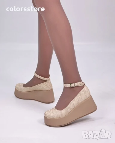Обувки на платформа - бежов крок - FG25 
