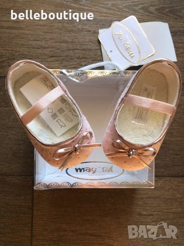 Красиви бебешки буйки за новородено момиченце Майорал Mayoral 15 номер, снимка 2 - Бебешки обувки - 32524499