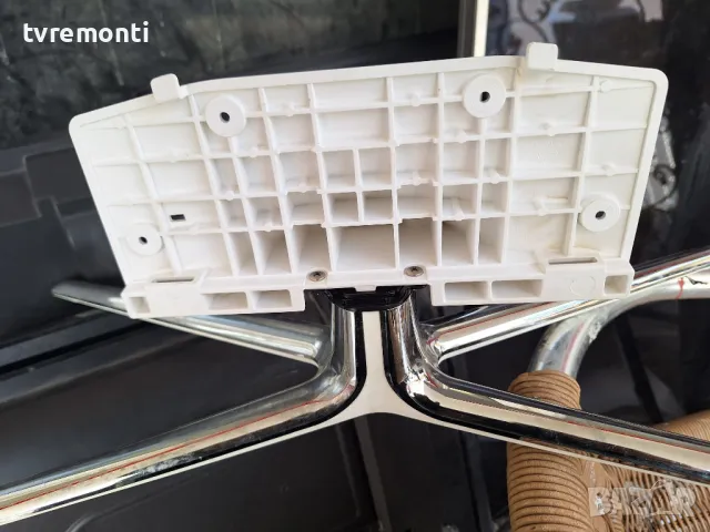 оригинална стойка телевизор SAMSUNG модел UE37D6510, снимка 2 - Части и Платки - 49774063