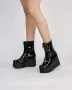 Боти на платформа - Лак, снимка 1