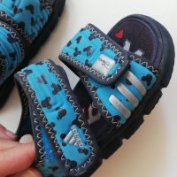 Детски сандали Adidas disney, снимка 2 - Детски сандали и чехли - 28172217
