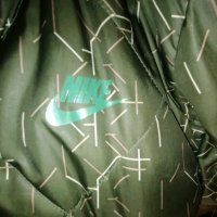 Nike двулицево яке оригинал-намалям поради дефект 35лв., снимка 4 - Якета - 34600243