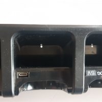 Зарядно, докинг станция Motorola 6-Unit Charger/Cloning Station DB40, снимка 4 - Друга електроника - 37791839