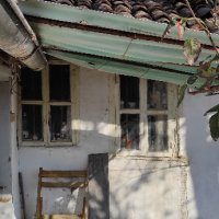 Продавам стара къща в село Церова Кория, снимка 4 - Къщи - 43045843
