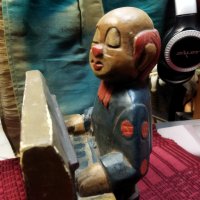 Стара дървена Статуетка, фигура на Клоун свирещ на пияно, снимка 2 - Статуетки - 43587066