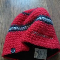 dynafit - страхотна зимна шапка , снимка 1 - Шапки - 43627462
