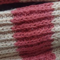 Ръчно плетен вълнен пуловер, снимка 5 - Жилетки - 34904207