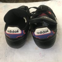 Футболни обувки ADIDAS №42, снимка 3 - Маратонки - 43195677