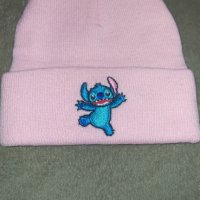 Зимна шапка Лило и Стич Lilo and stitch , снимка 3 - Шапки, шалове и ръкавици - 43765822