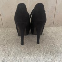 Обувки на висок ток, снимка 2 - Дамски обувки на ток - 37252086