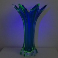 Голяма стара ваза Мурано - кобалтово и ураново стъкло, снимка 6 - Вази - 43914233