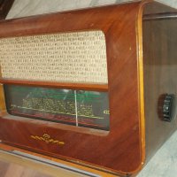 Ретро радио , снимка 4 - Антикварни и старинни предмети - 35272481