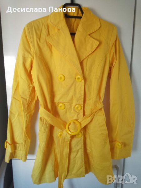 Жълто манто, снимка 1