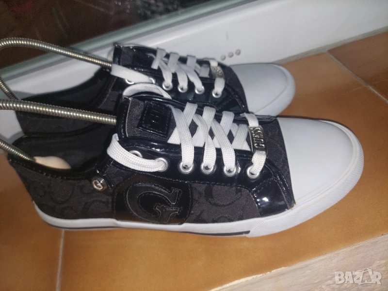 Сникърси Guess, снимка 1