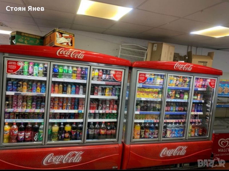Хладилник 3 врати Кока Кола, снимка 1