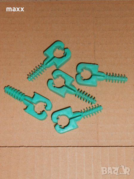 Пласмасов дюбел за кабел, снимка 1